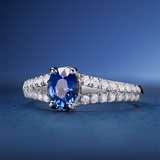 Sortija Light of Ceylon de Zafiro y Diamantes en Oro Blanco de 18 Kt