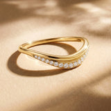 Liora Lumina Diamond Ring in 18 kt Yellow Gold