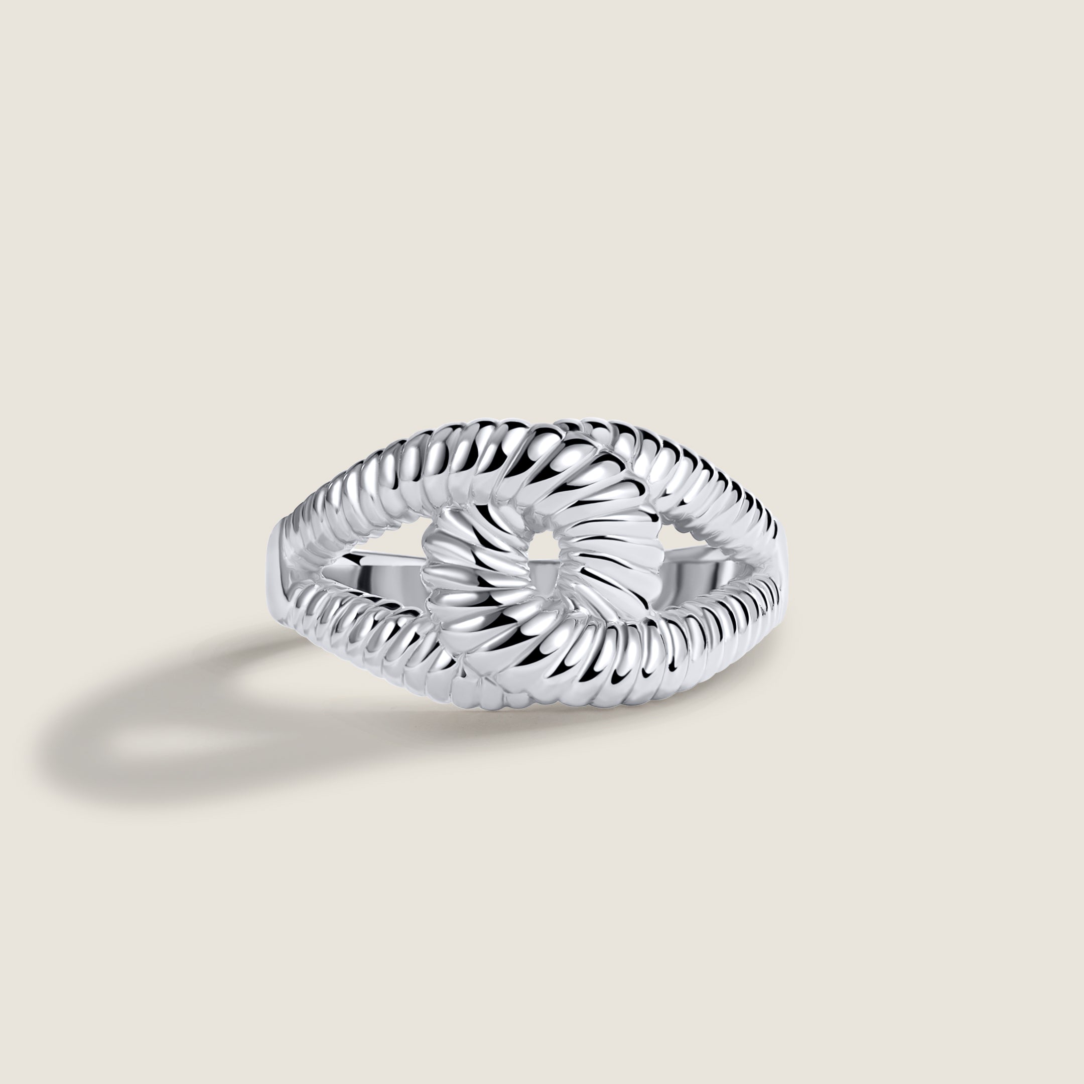 Sortija Nudo Twist of Grace en Plata de Ley