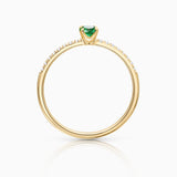 Sortija Sylvie de Esmeralda y Diamantes en Oro Amarillo de 18 Kt