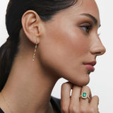 Anel Windsor Esmeralda e Diamante em Ouro Amarelo 18 K